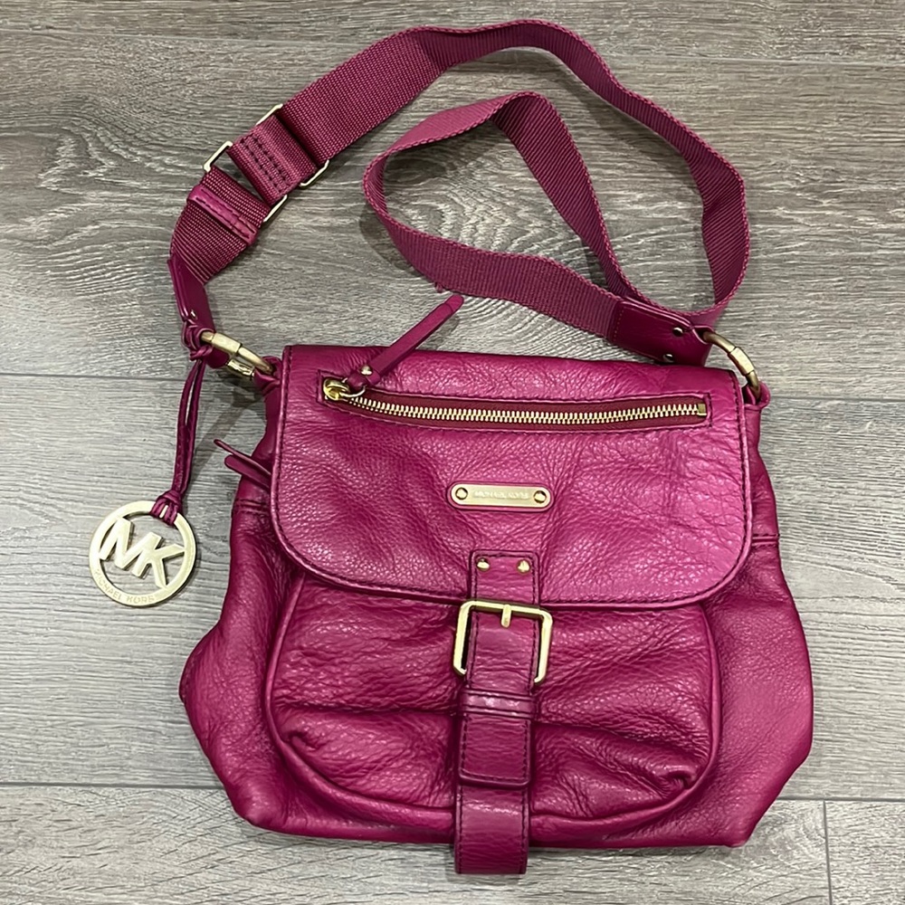 Michael Kors crossbody purse